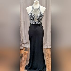 NWT Aidan Mattox Black & Ivory lace & beading bustier evening gown sz 2